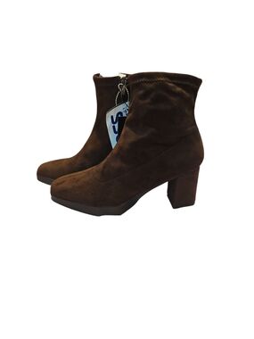 American Exchange Flory Woman Brown Faux Suede Block Heel Ankle Booties Size8.5